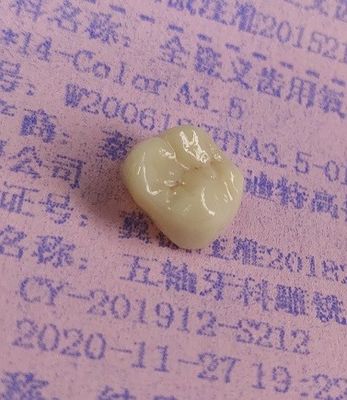 Zirconia Blocks ทันตกรรม 3D พิมพ์โดย CAD CAM Milling